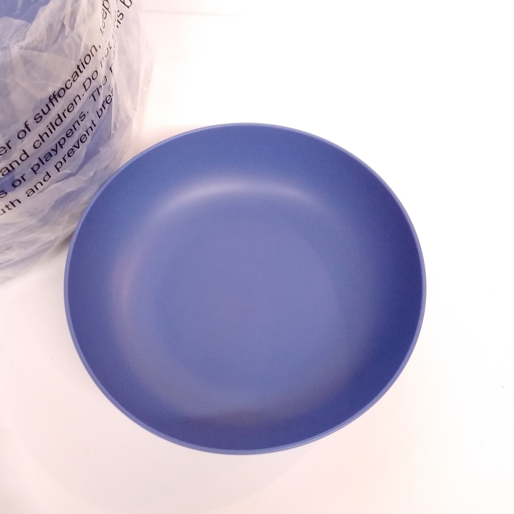 12 Microwave/Dishwasher safe Bowls